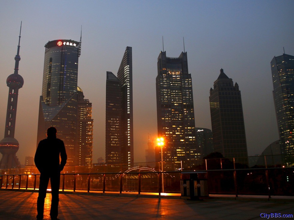 上海建设全球金融中心有四大任务