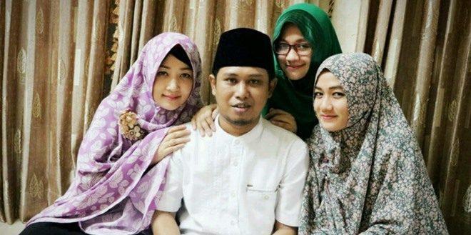 印尼前议员坐拥3娇妻 每晚行房需获2妻同意