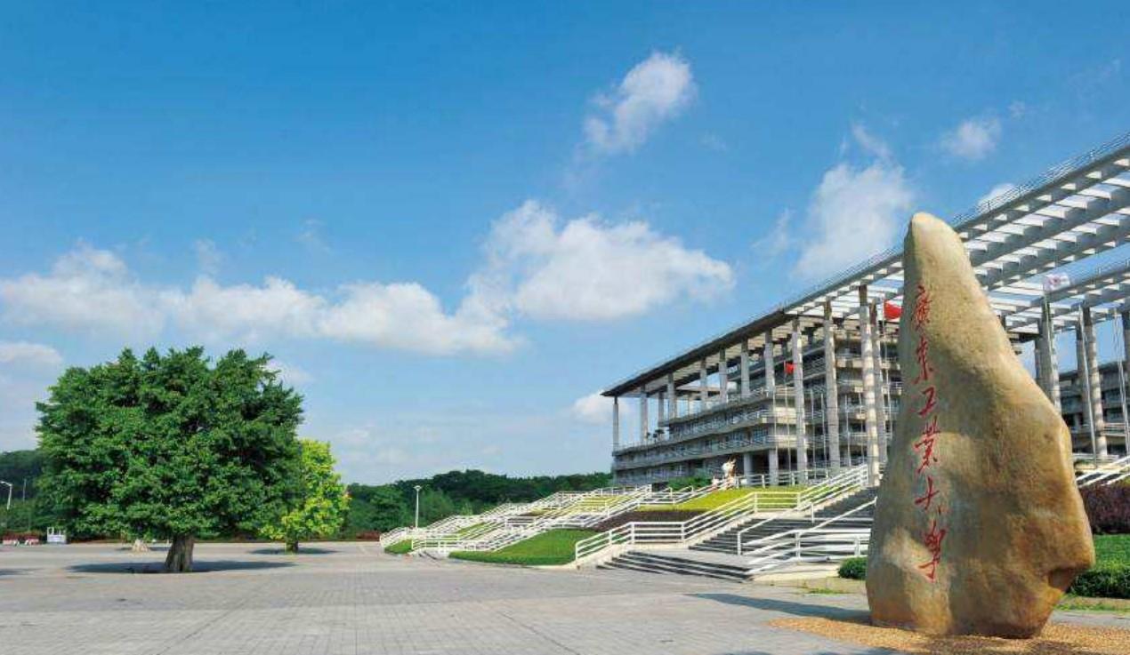 这13所高校被美国列入实体清单没有清华北大13.jpeg