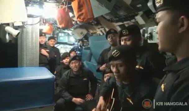 印尼潜艇沉没53人罹难生前齐唱再见视频曝光