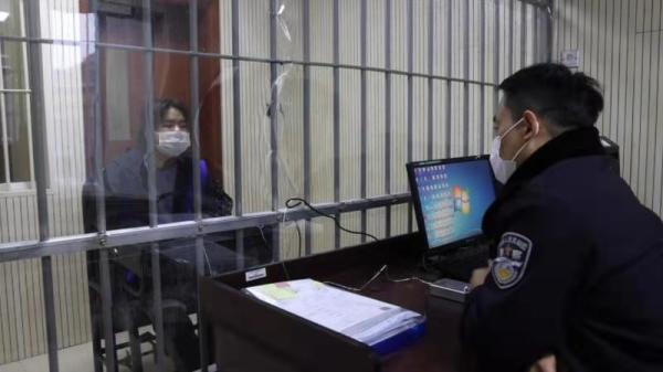 从缅甸北偷逃回国，随即落入法网的“裸聊敲诈”团伙成员