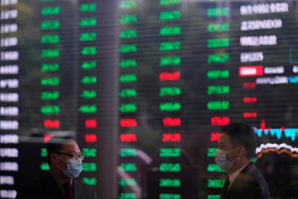 2020年2月，上海，上交所大楼内的股票信息显示屏