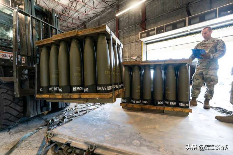 中国强大的物流运输能力能够为解放军提供更快的武器弹药交付速度