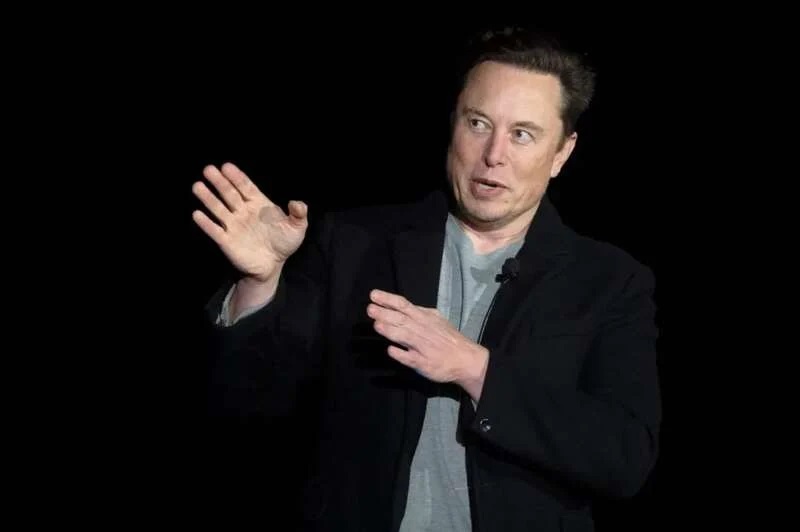 马斯克上一次访问中国是在2020年初，当时他在上海超级工厂的一次活动中在舞台上跳舞，引起了互联网上的大量 ...