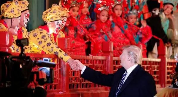 特朗普上台后访问北京