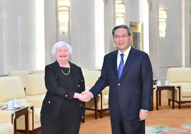 国务院总理李强在北京人民大会堂会见美国财政部长耶伦