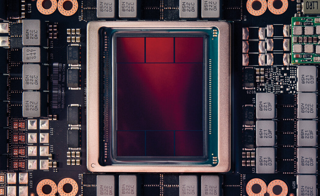 英伟达H100张量核心GPU被用于大型人工智能、高性能计算和数据分析工作