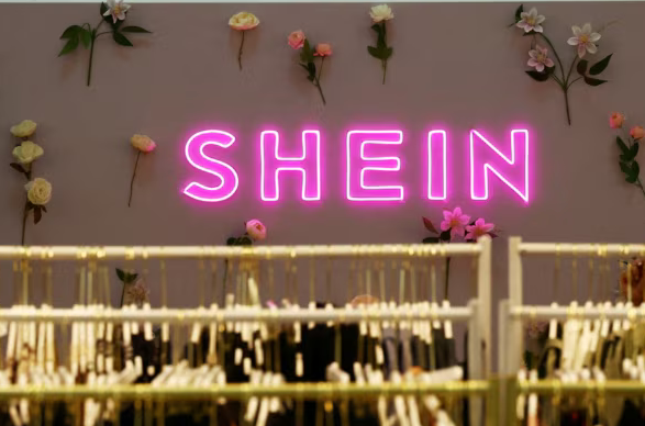 中国廉价服装品牌希音（shein）在新加坡一家商场里开设的商店